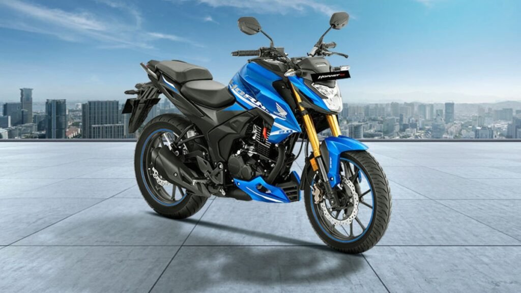 Honda Hornet 2.0 2025: Youth Inspired Design, Race Ready Speed, Smart Features 2 Honda Hornet 2.0