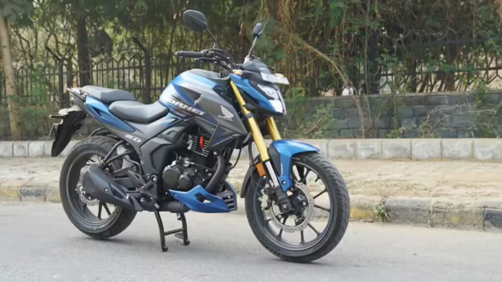 Honda Hornet 2.0 2025: Youth Inspired Design, Race Ready Speed, Smart Features 3 Honda Hornet 2.0
