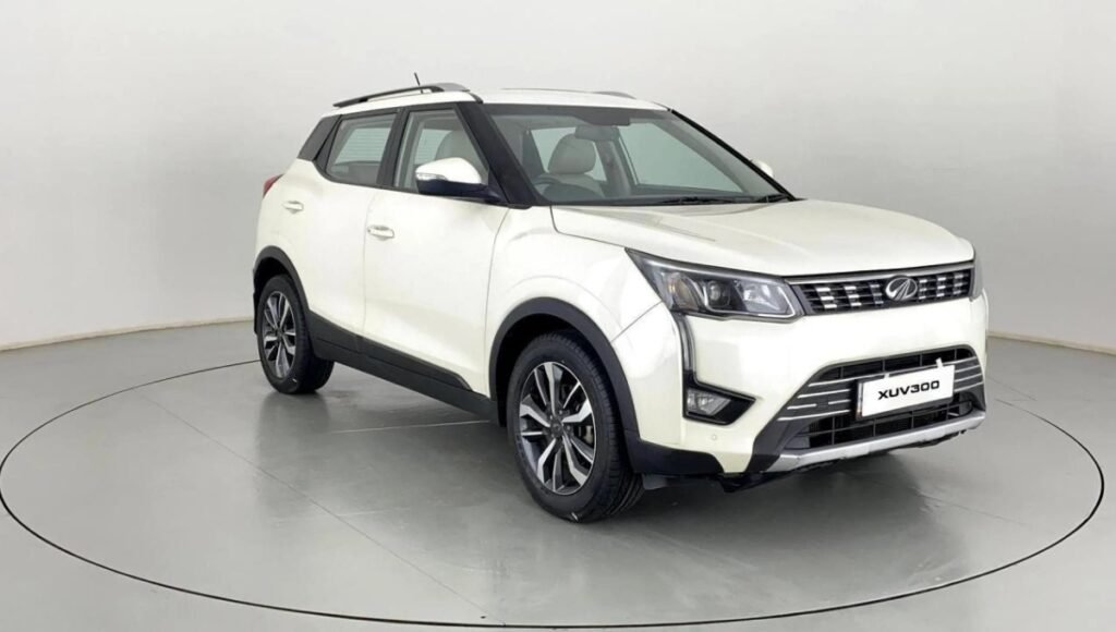 Mahindra XUV300 2025: The SUV That Brings Style, Safety, Soul Together 3 Mahindra XUV300