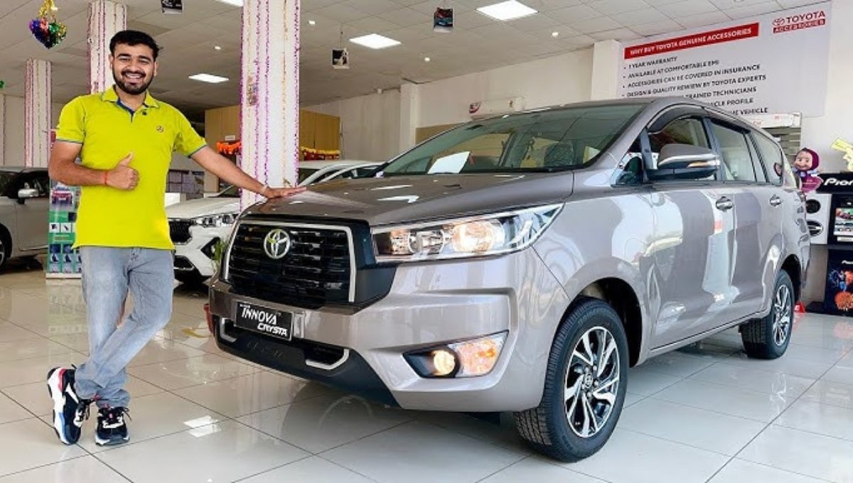 Toyota Innova Crysta 2025: Where Comfort, Luxury, Trust Come Together 1 Toyota Innova Crysta
