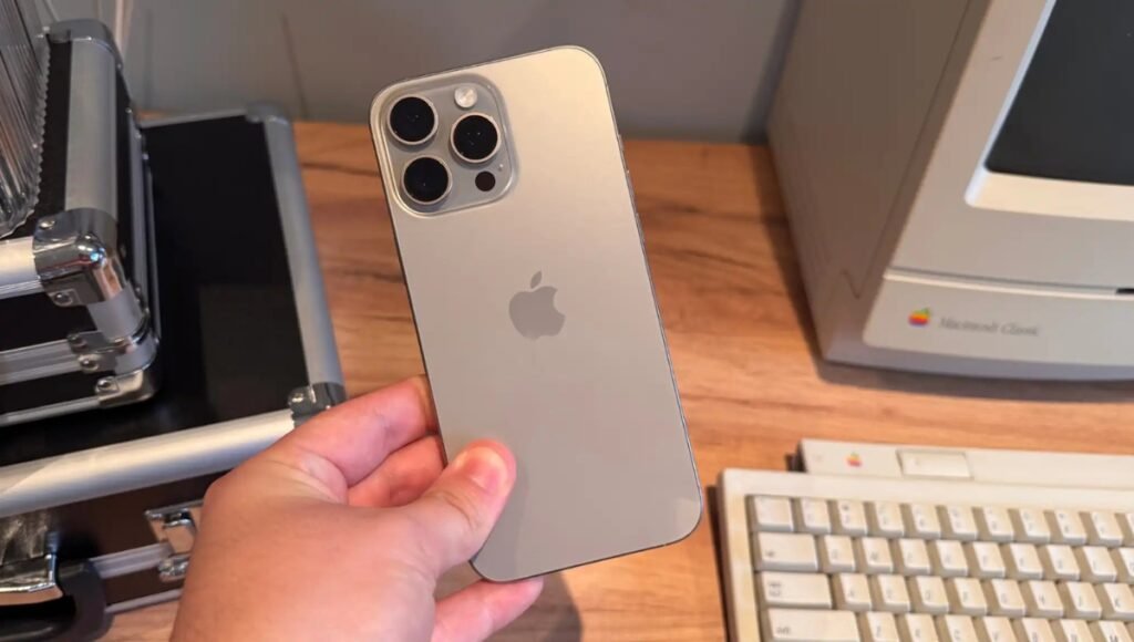 iPhone 16 Pro: When Technology Gets Not Just Smart, But Super Emotional 3 iPhone 16 Pro