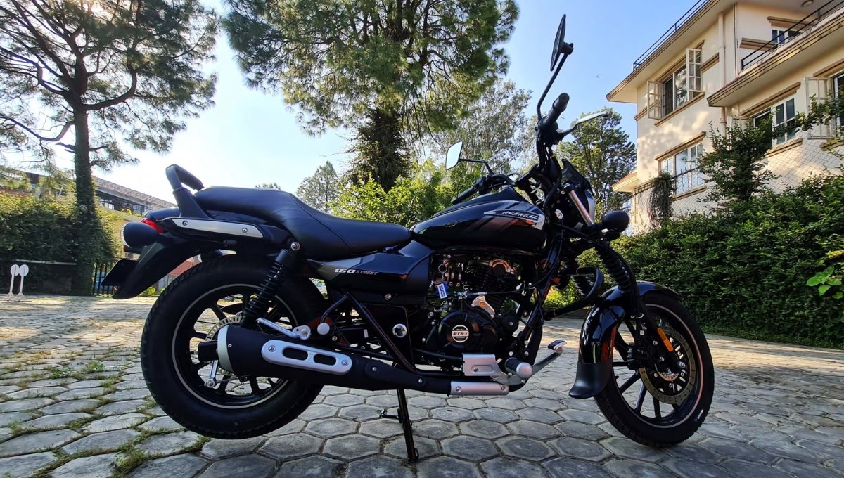 Bajaj Avenger Street 160
