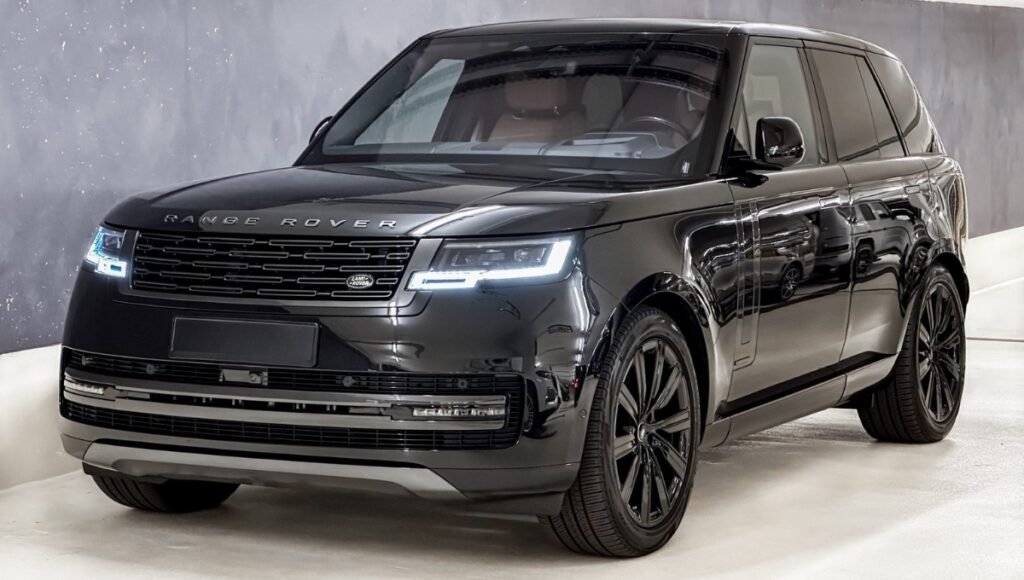 2025 Range Rover: Rule the Road, Ride Like Royalty 2 Range Rover