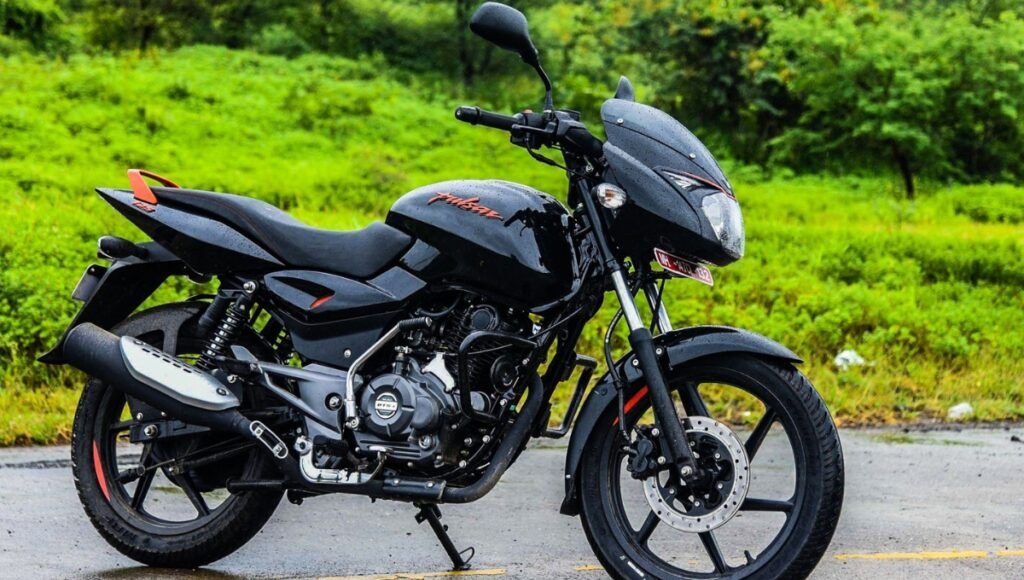 Bajaj Pulsar 125: A Perfect Ride Where Style Meets Smart Performance 3 Bajaj Pulsar 125