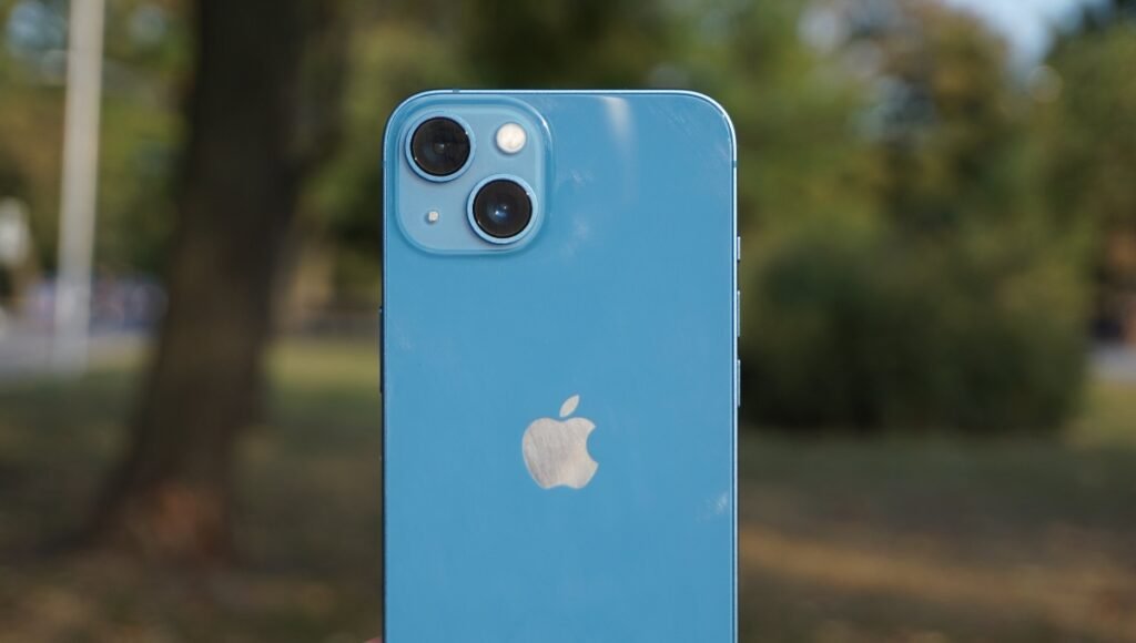 iPhone 13: The Ultimate Blend of Trust, Performance, Luxury 3 iPhone 13