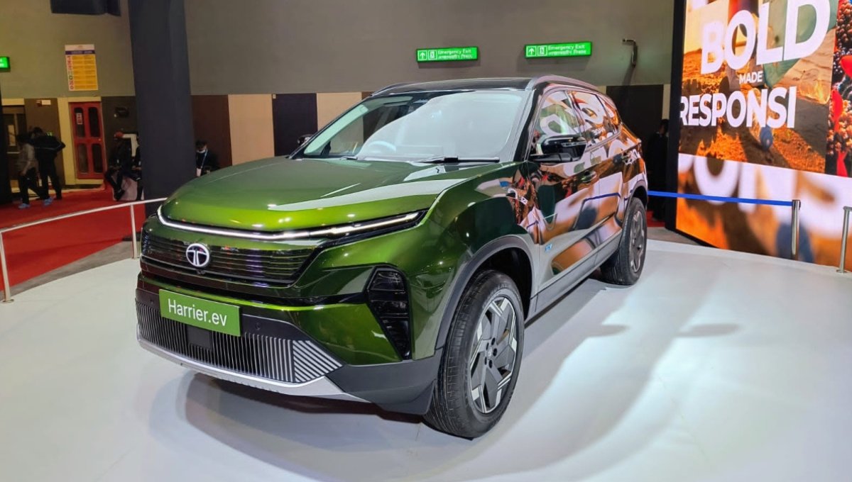 Tata Harrier EV Review 2025: A Perfect Fusion of Style, Power, and Comfort 1 Tata Harrier EV