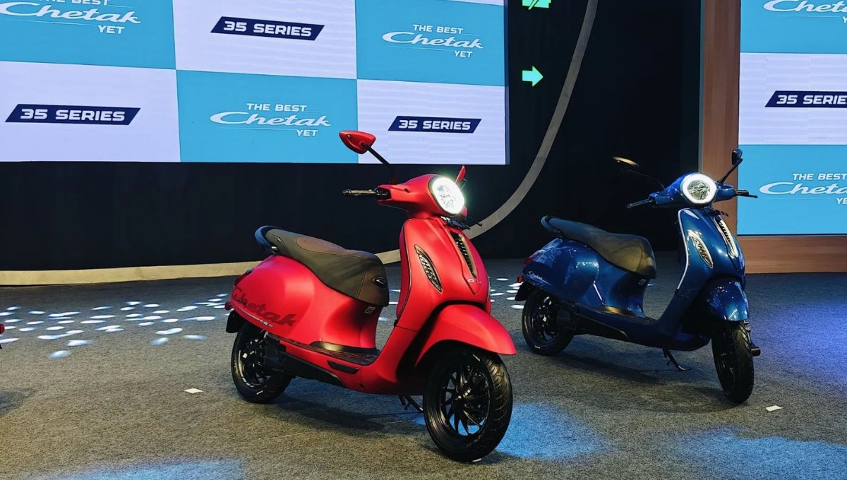 Bajaj Chetak Electric scooter review 2025: When Timeless Design Meets Tomorrow’s Tech 1 Bajaj Chetak