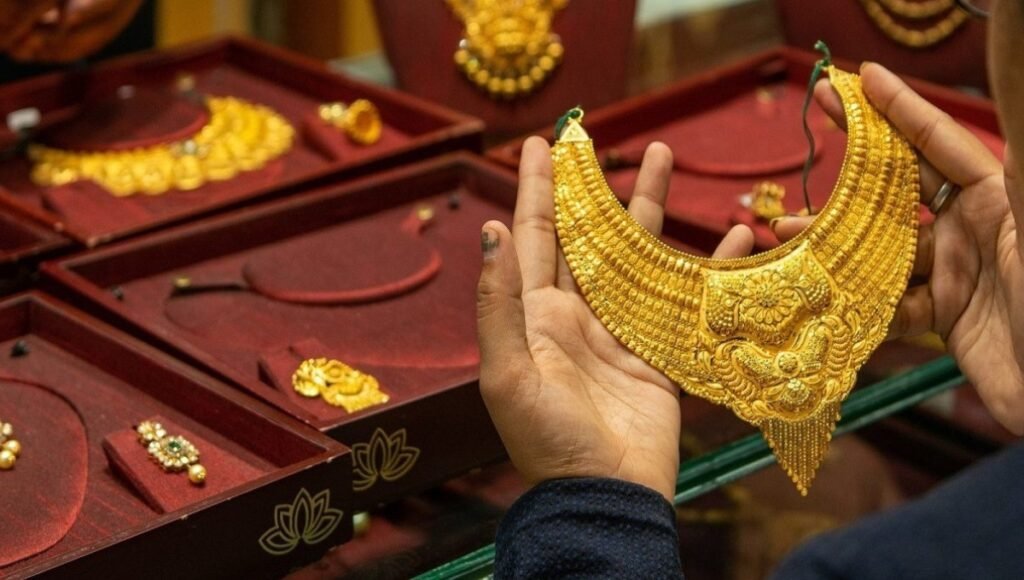 Today’s Gold Price in India, August: Latest Rates for 18K, 22K, and 24K 3 Gold Price