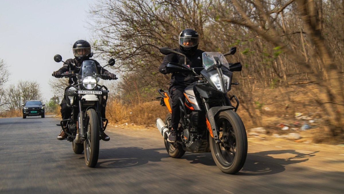 Royal Enfield Himalayan 450 and KTM 390 Adventure: The Most Exciting Bike Battle of 2025 1 Royal Enfield Himalayan 450 and KTM 390 Adventure