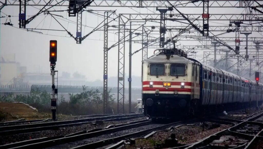 Indian Railways Jobs: 64,000 Vacancies Receive 1.87 Crore Applications, Govt Data Shocks Everyone 2 Indian Railways