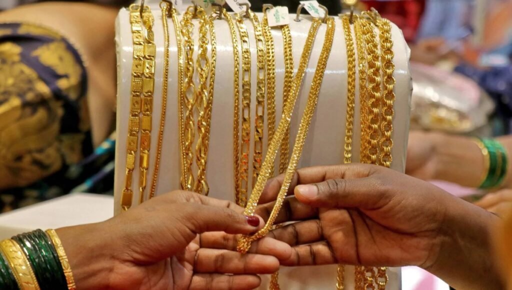 Gold Rate Today: Prices Drop Below ₹1 Lakh, Check Latest Rates in Your City 2 Gold Rate