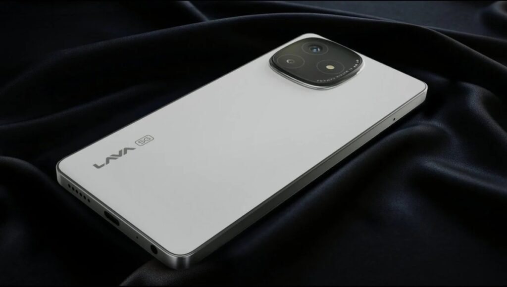 Lava Play Ultra: Powerful Punchy Performance for Just ₹15,000 2 Lava Play Ultra