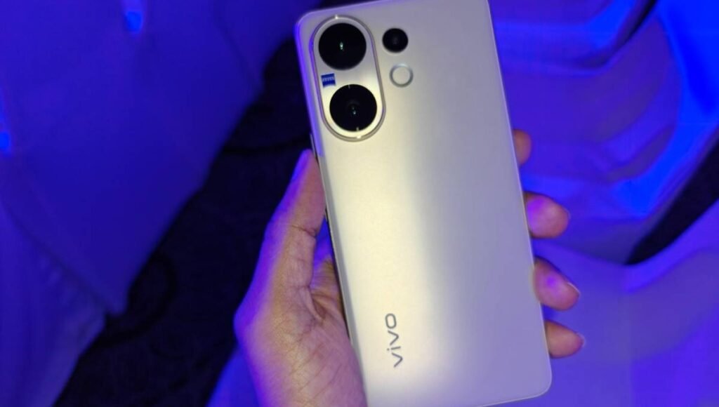 Vivo V60 5G: The Perfect Blend of Style and Performance 3 Vivo V60 5G
