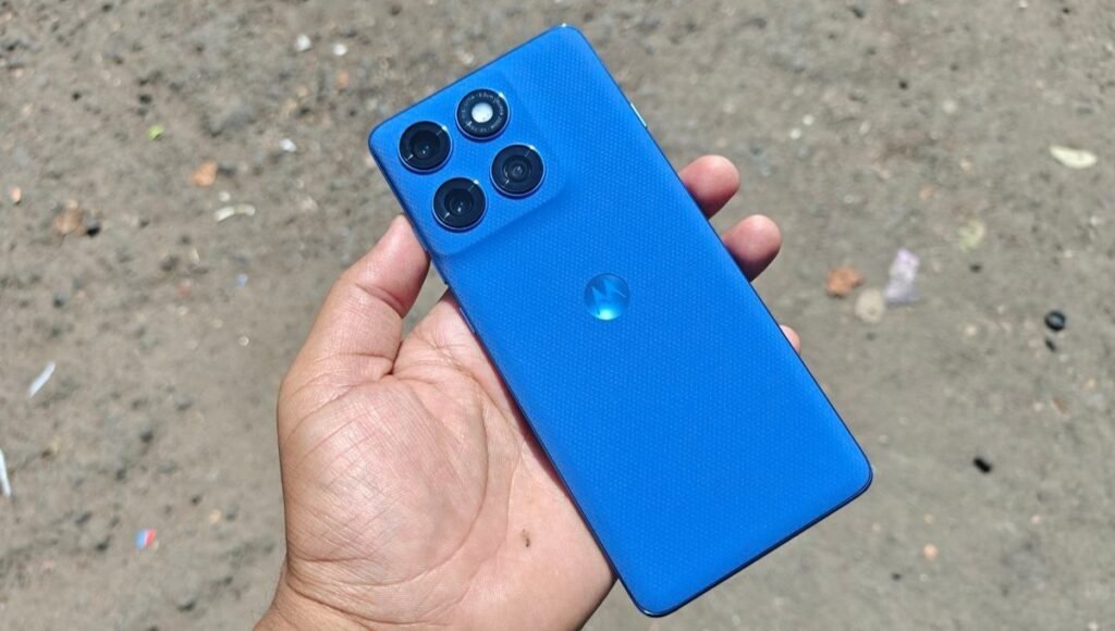 Motorola Edge 60 Pro Gets Massive 18% Discount, Flagship Features at Killer Price 2 Motorola Edge 60 Pro