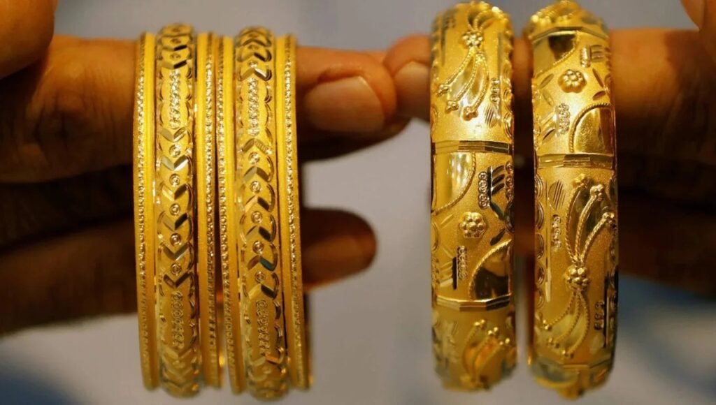 Gold and Silver Price Surge: Today’s 24K, 22K and 18K Rates Cross New High 2 Gold and Silver