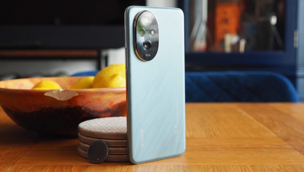 Honor 200 5G: Grab Massive Discount on Amazon with Exciting Offers 3 Honor 200 5G