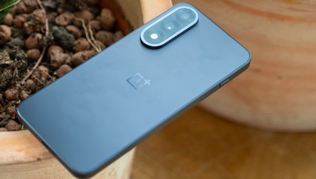 Best Smartphones 2025: Mid-Range Marvels with Premium Features 3 Best Smartphones 2025