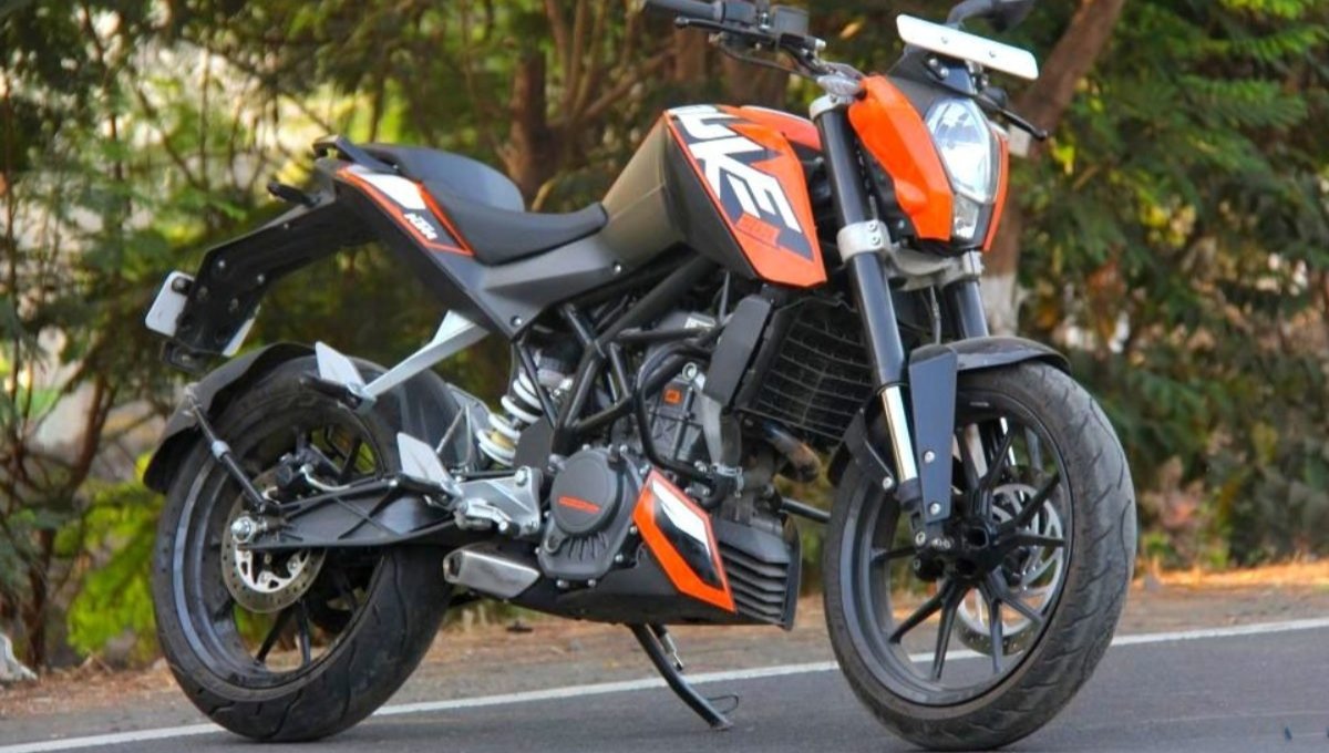 KTM Duke 200 2025 Review: Power, Style, Performance Packed in One Ride 1 KTM Duke 200 2025