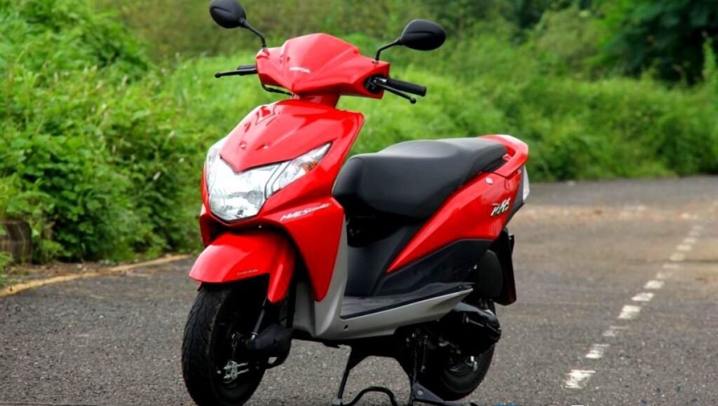 Honda Dio 2025: The Sporty, Stylish, and Budget-Friendly Scooter You Need 3 Honda Dio 2025