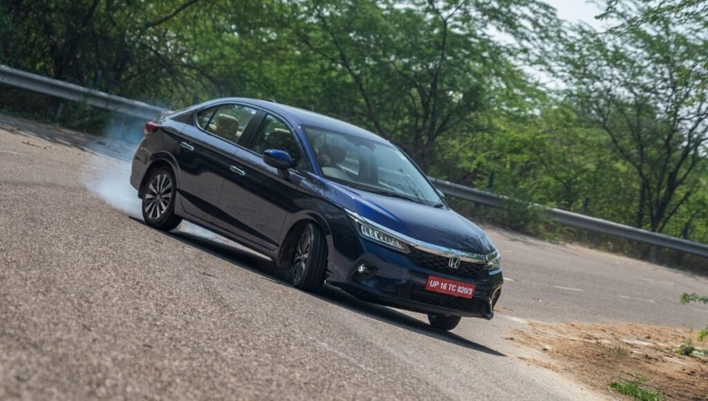 Honda City 2025 Review: A Stylish Mid-Size Sedan with Premium Features, Modern Design 2 Honda City 2025 Review
