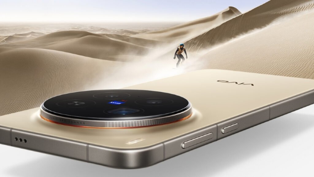 Vivo X300 India Launch: 1-Inch Camera Sensor, 2K Display and Dimensity 9300 Power! 3 Vivo X300 India launch