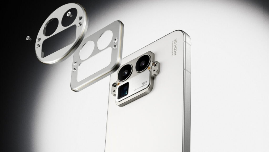 Realme GT 8 Pro India latest flagship smartphone showcasing premium design and advanced features